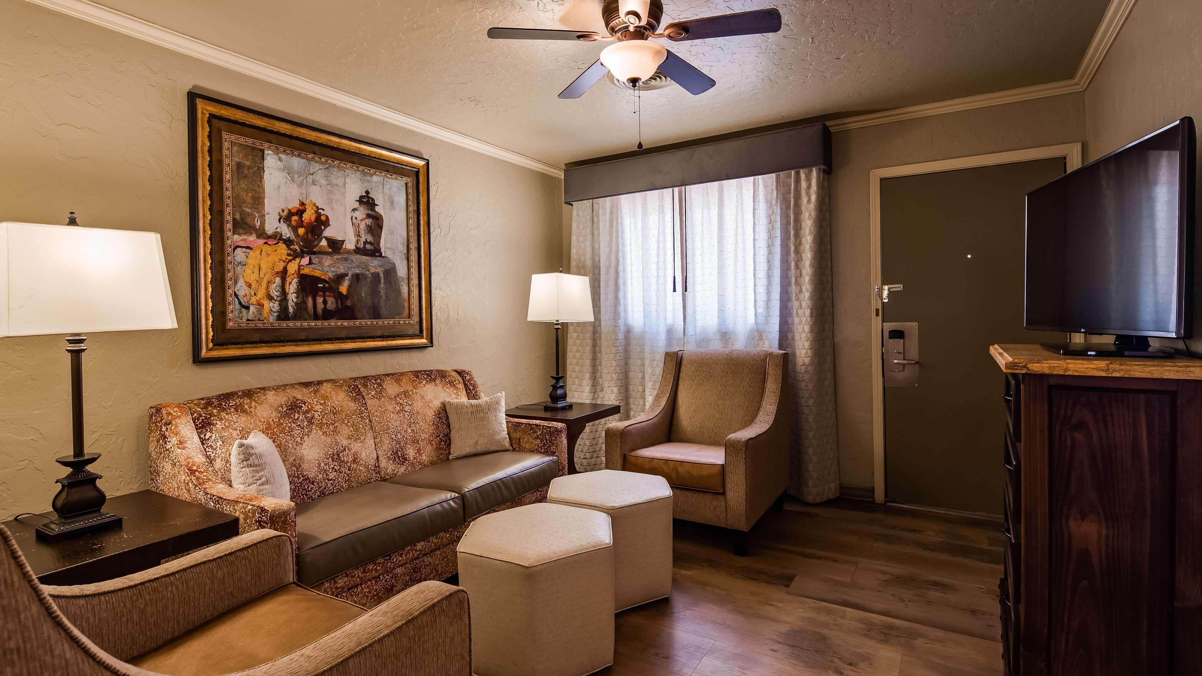 Best Western Plus Weatherford Bagian luar foto