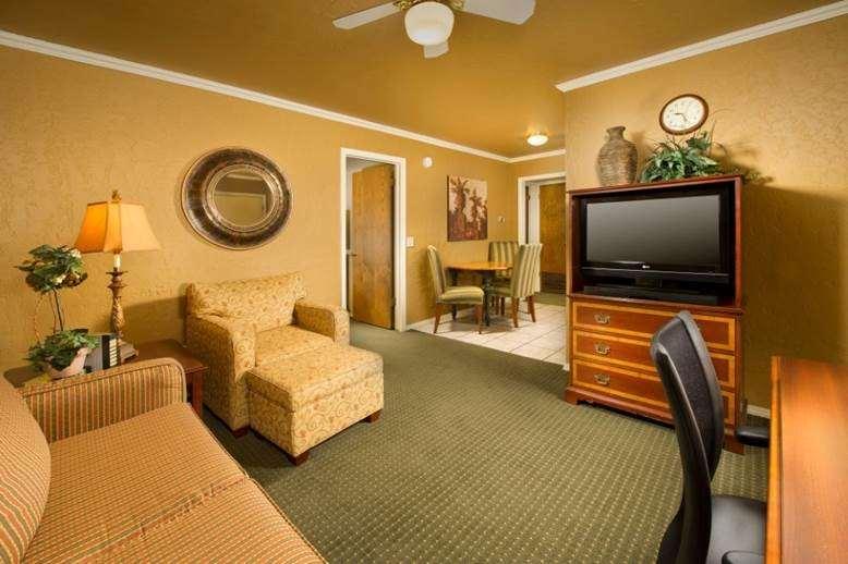 Best Western Plus Weatherford Bagian luar foto