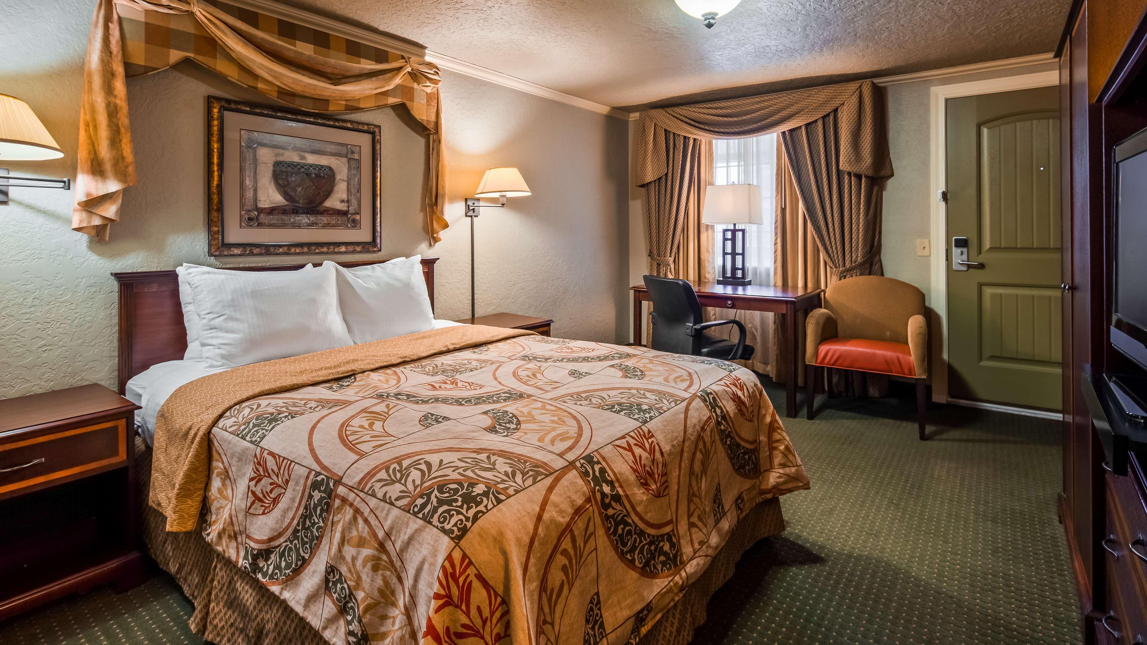 Best Western Plus Weatherford Bagian luar foto