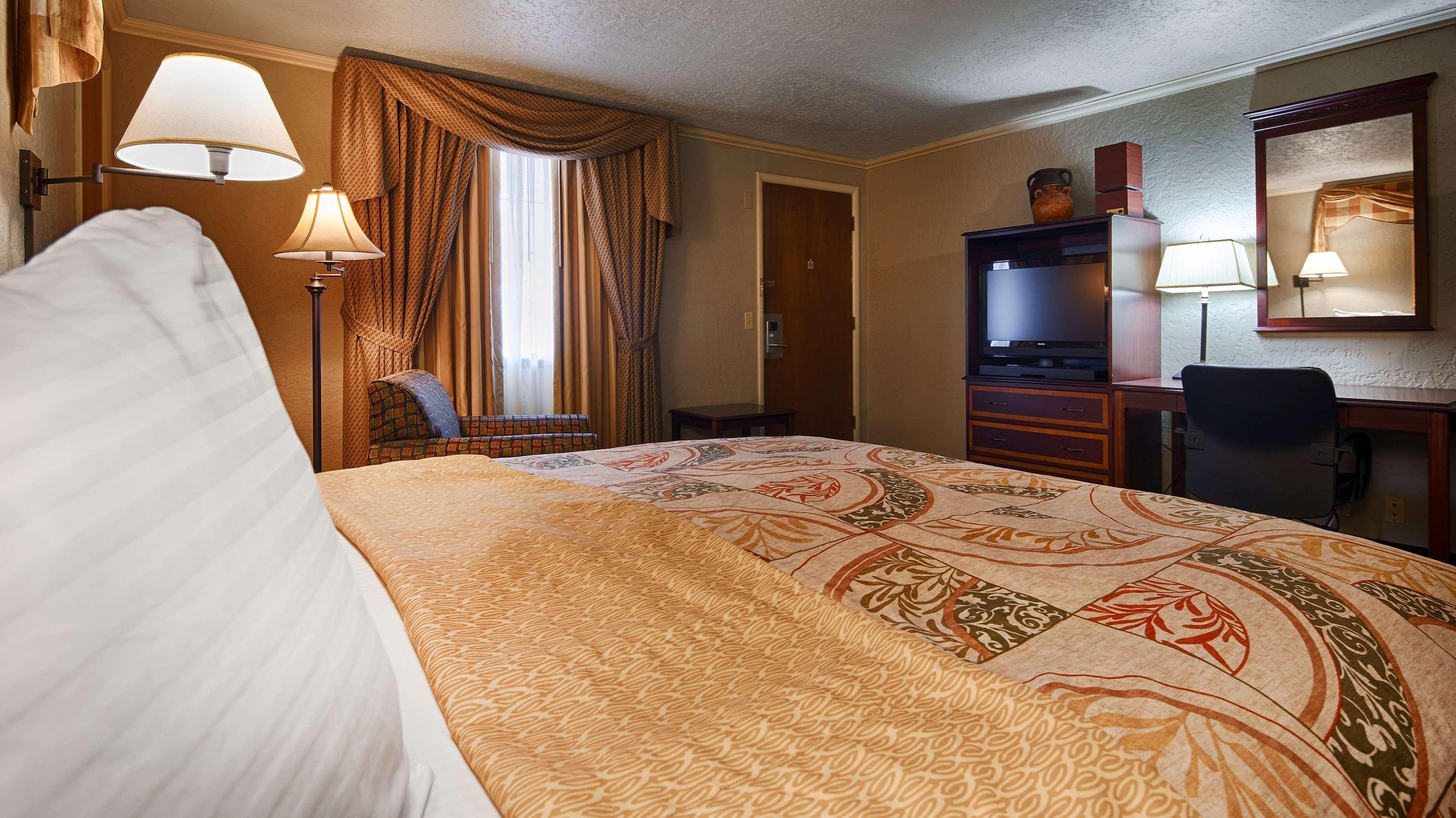 Best Western Plus Weatherford Bagian luar foto