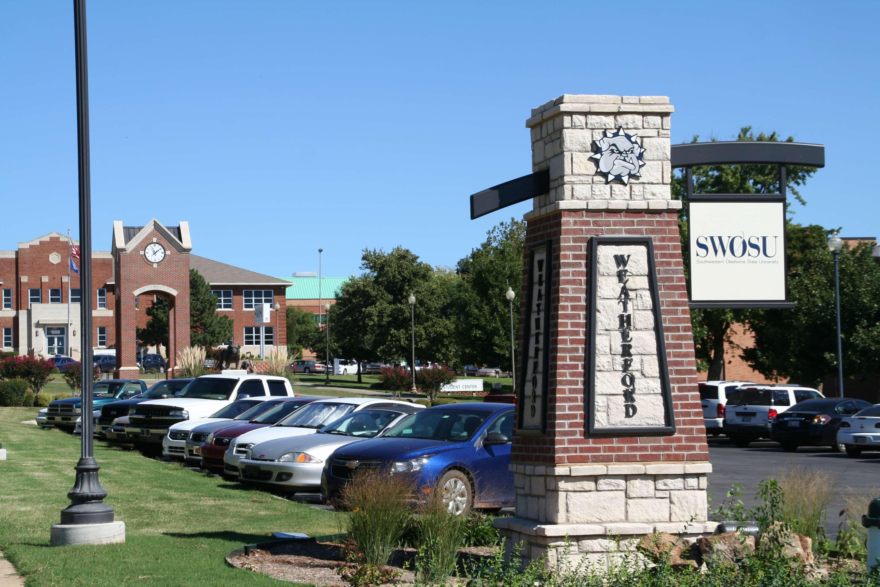 Best Western Plus Weatherford Bagian luar foto