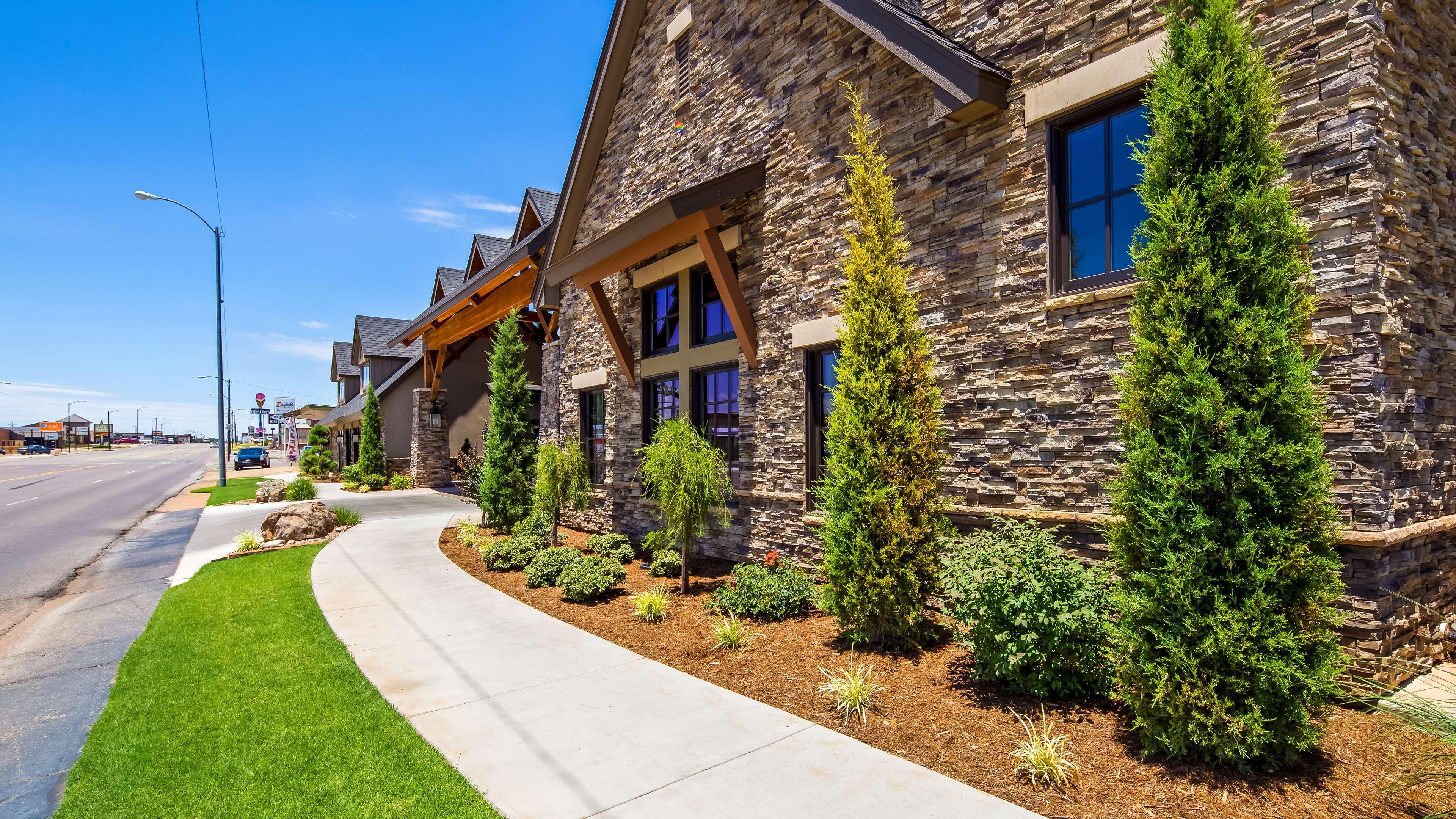 Best Western Plus Weatherford Bagian luar foto