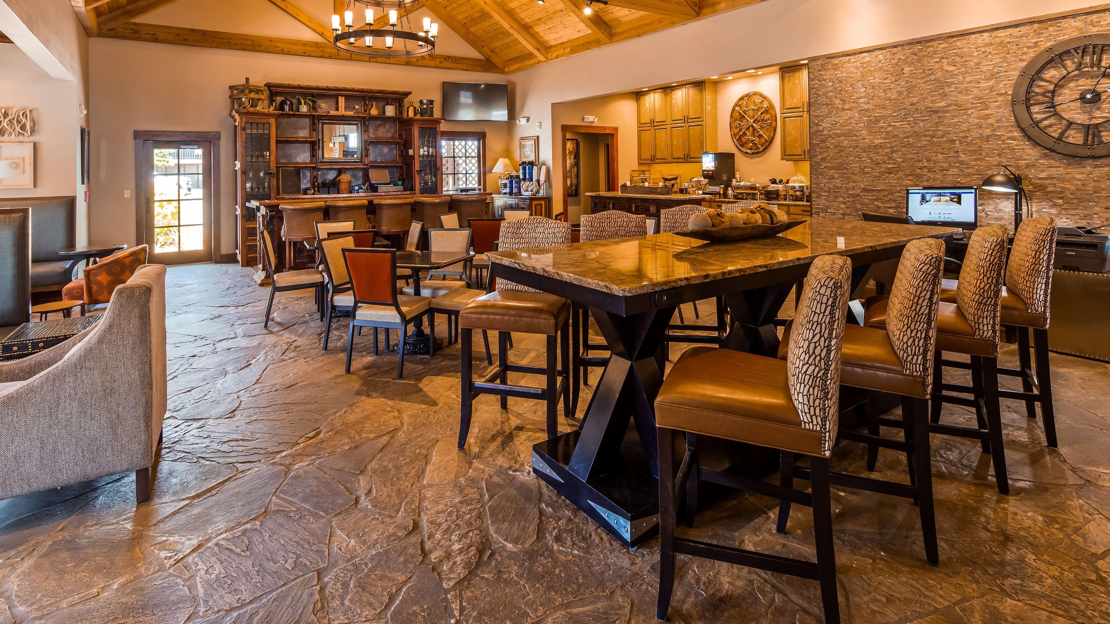 Best Western Plus Weatherford Bagian luar foto