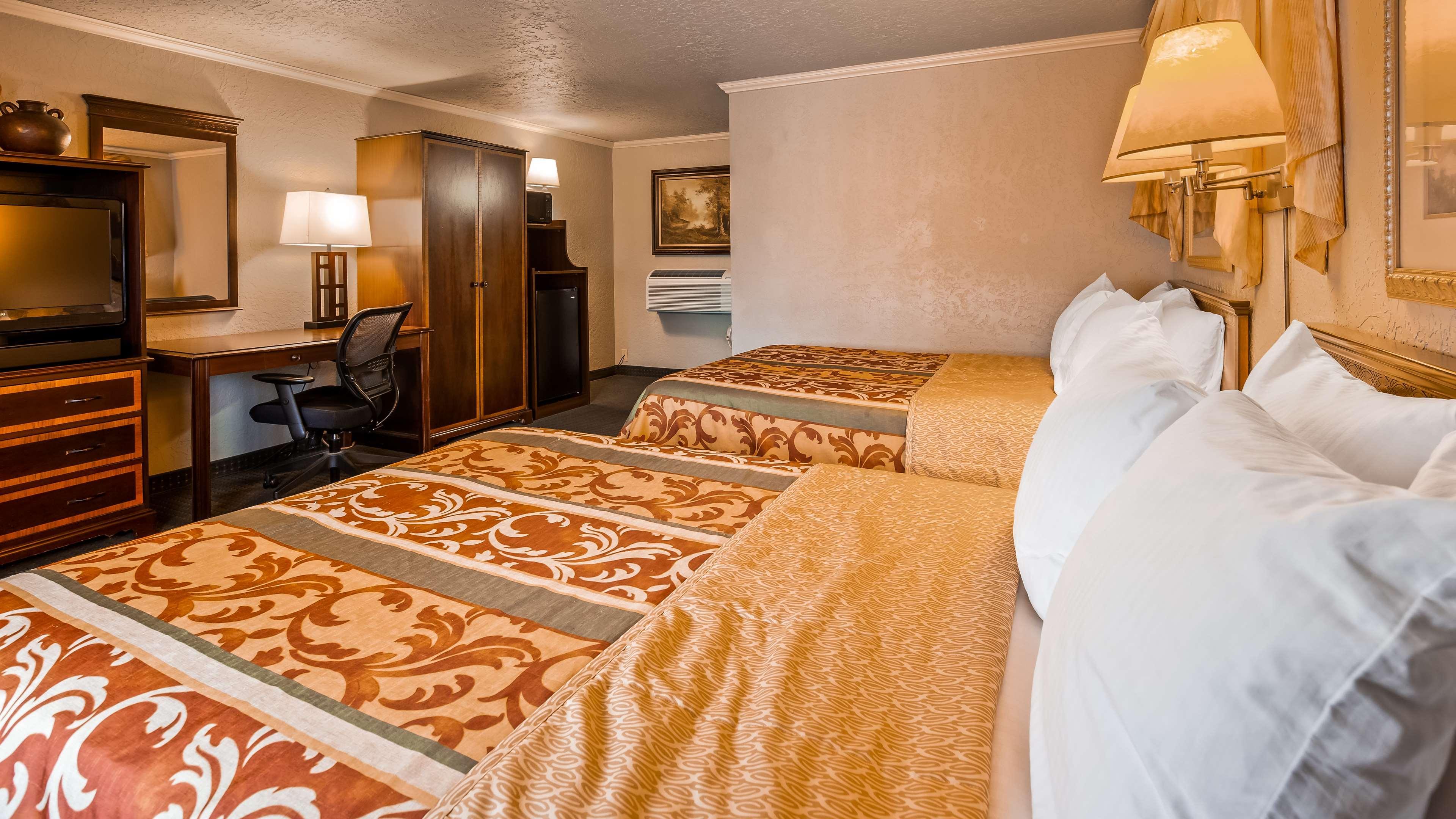 Best Western Plus Weatherford Bagian luar foto