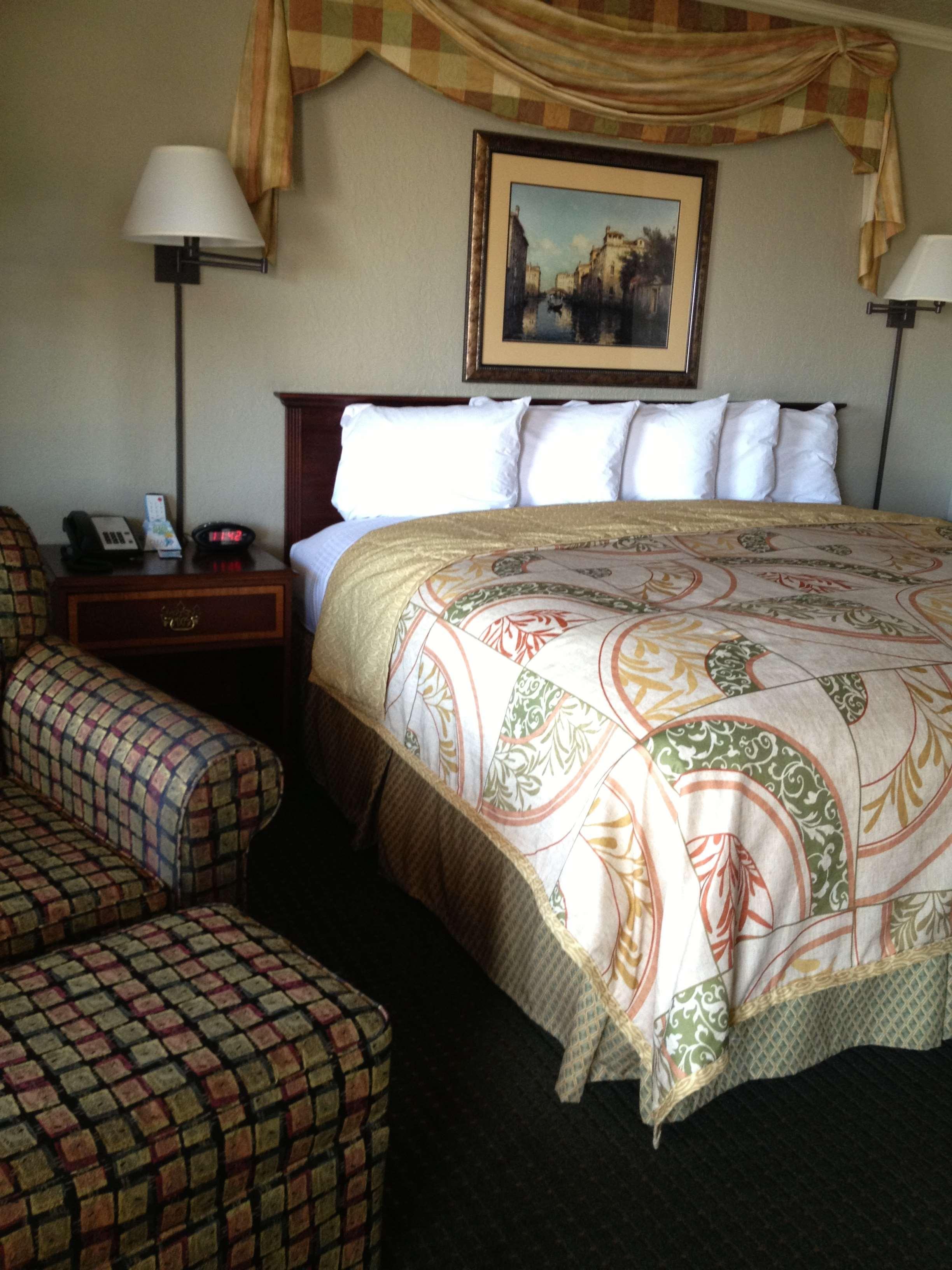 Best Western Plus Weatherford Bagian luar foto